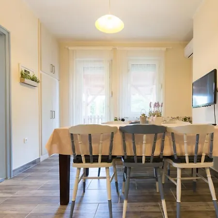 House * Шиофок