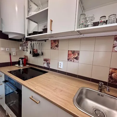 House Apartment *