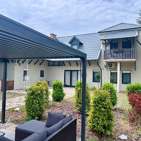 Daire House *