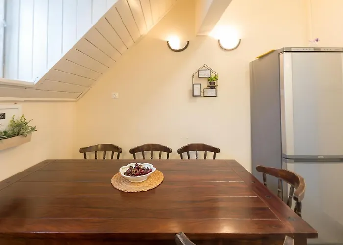 House Apartament *