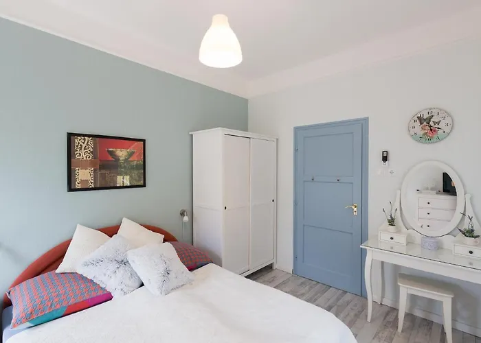 Apartament House