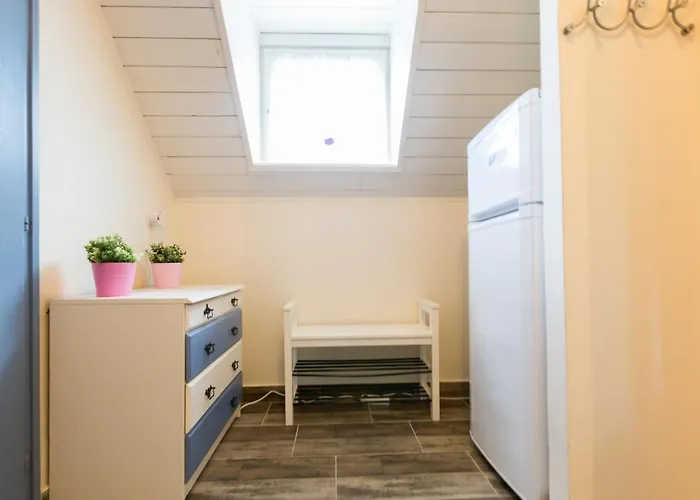 House Apartament *