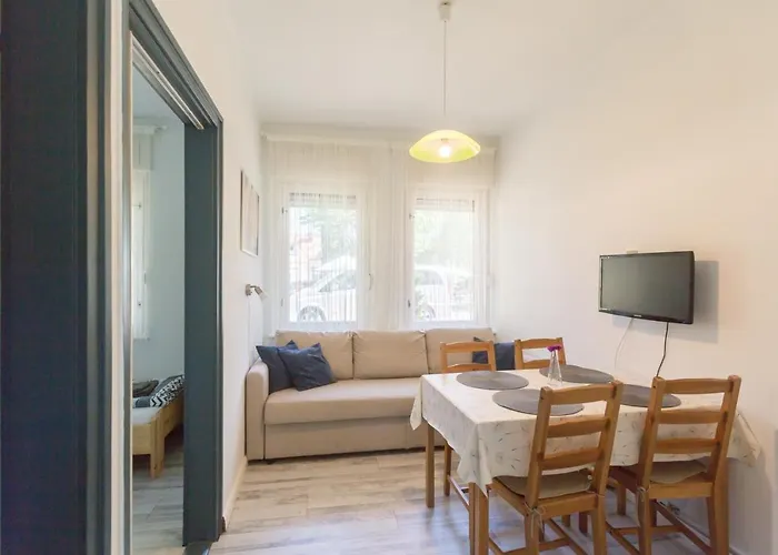 Apartament House